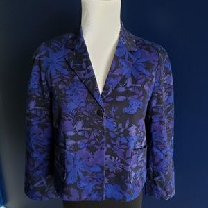 Elie Tahari Crop Blazer